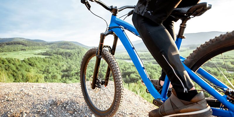 Jak planować trasy na rower górski?